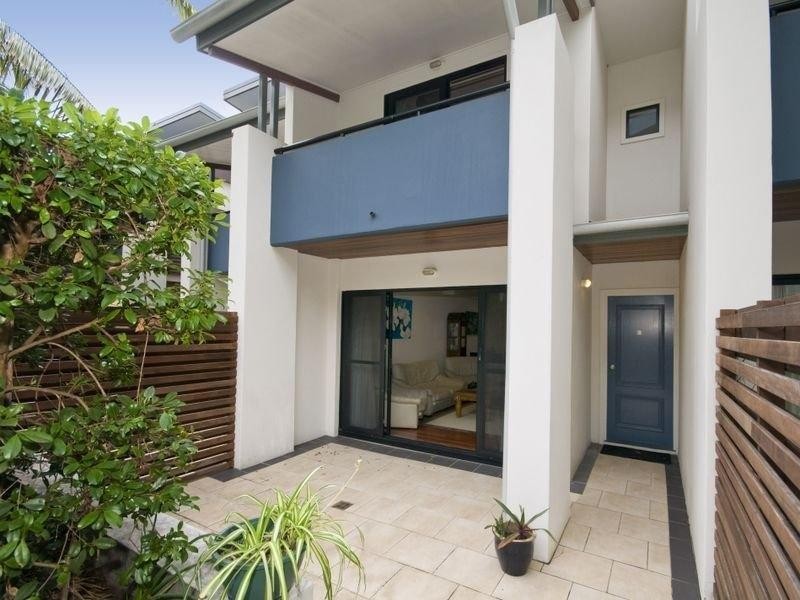 3/26 Holland Street, Toowong QLD 4066