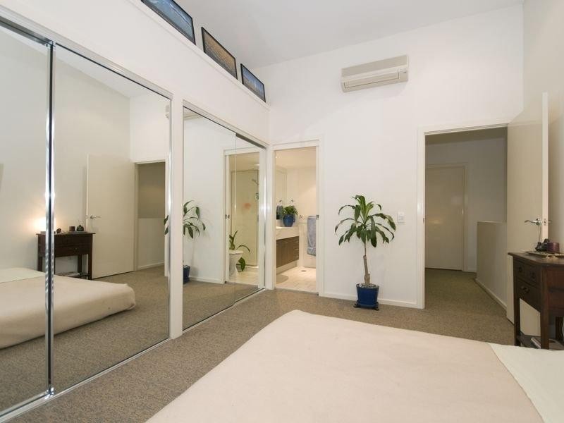 3/26 Holland Street, Toowong QLD 4066
