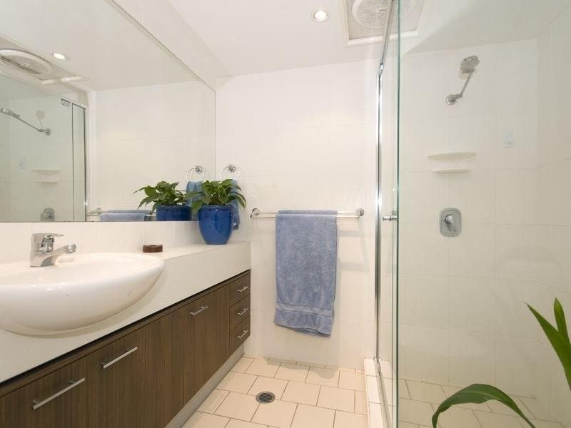 3/26 Holland Street, Toowong QLD 4066