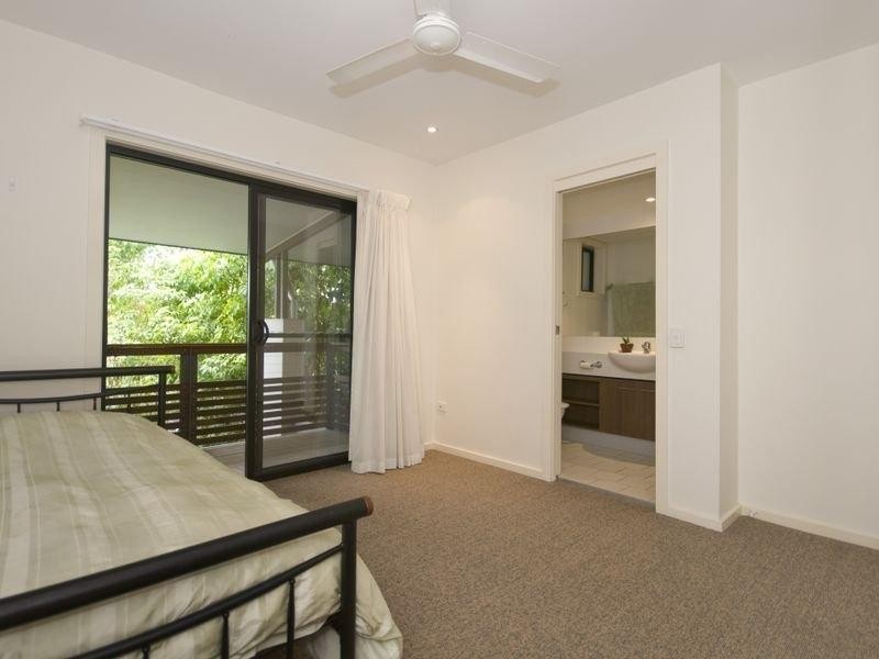 3/26 Holland Street, Toowong QLD 4066
