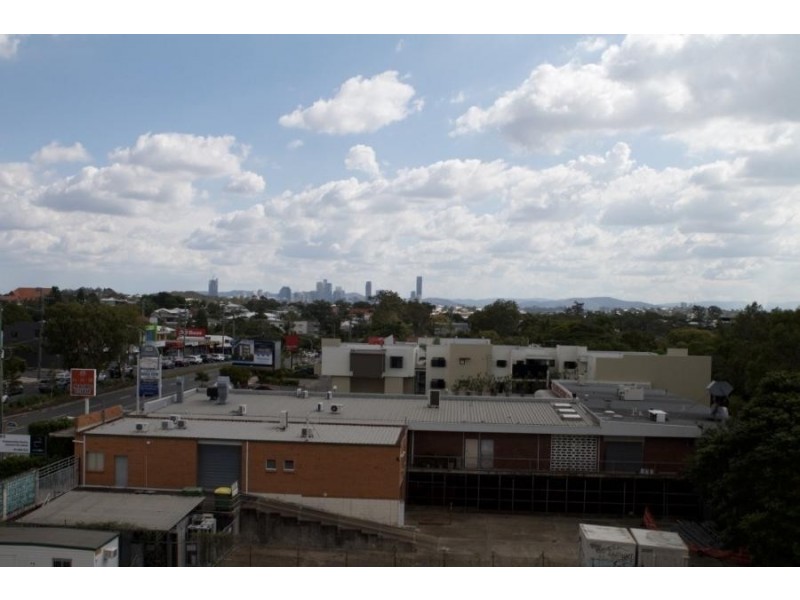214 / 986 Wynnum Road, Cannon Hill QLD 4170