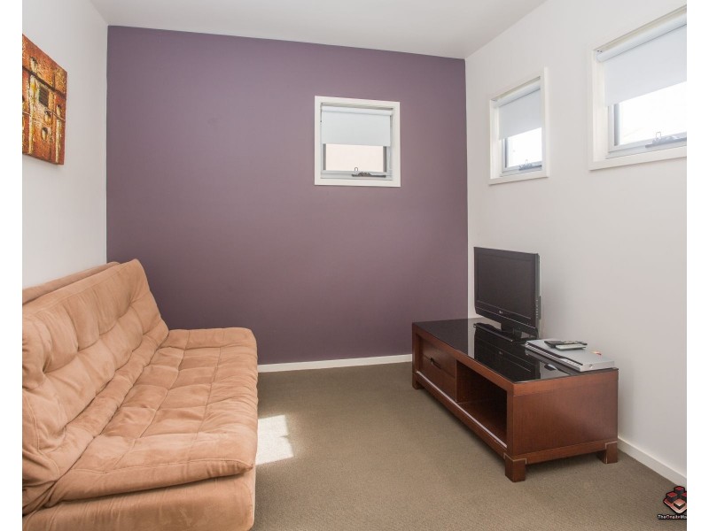 52/80 Moolyyir Steet, Urangan QLD 4655