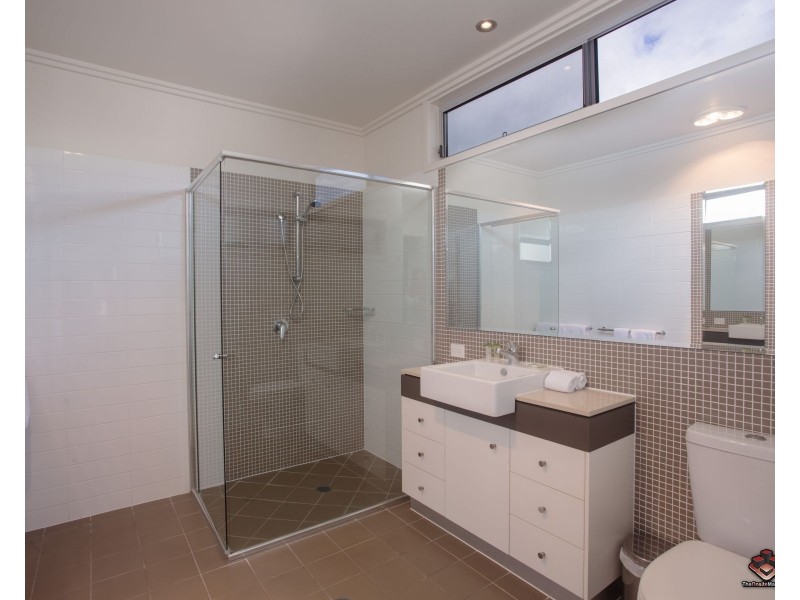 52/80 Moolyyir Steet, Urangan QLD 4655