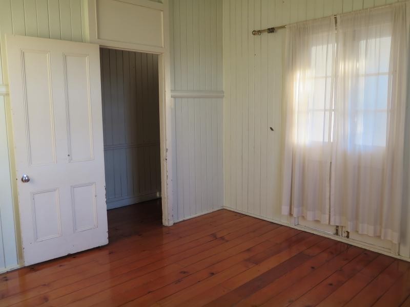 62 Lincoln Street, Greenslopes QLD 4120