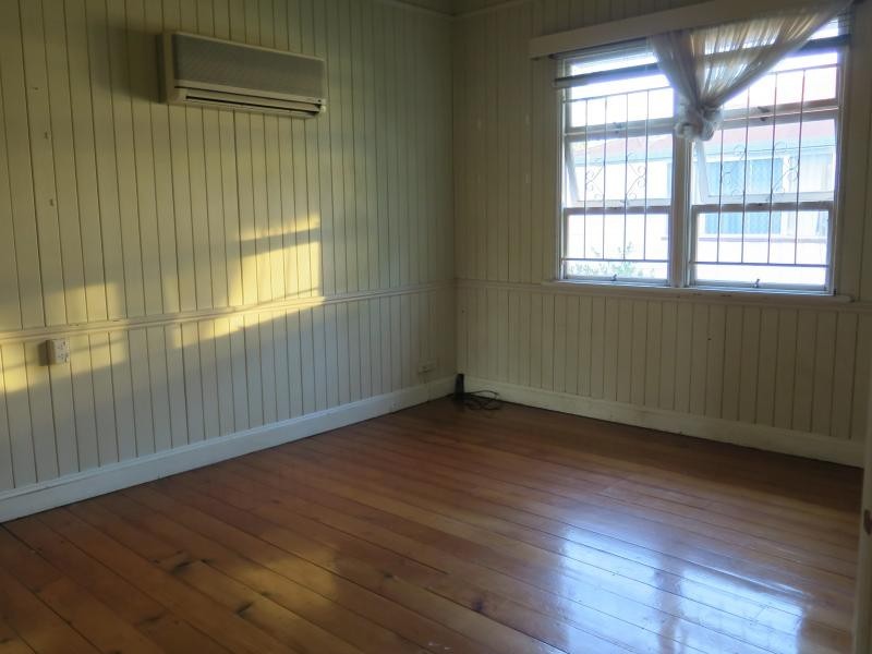 62 Lincoln Street, Greenslopes QLD 4120