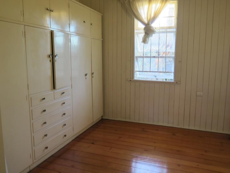 62 Lincoln Street, Greenslopes QLD 4120