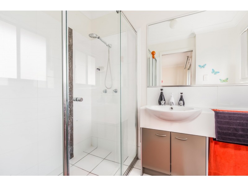 8 Ruocco Street, Bracken Ridge QLD 4017