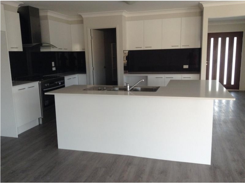 Augustine Heights QLD 4300