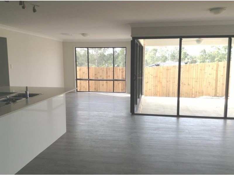 Augustine Heights QLD 4300