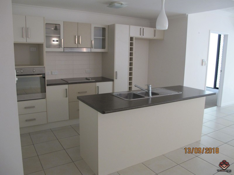 W25/6-24 Henry Street, West End QLD 4810