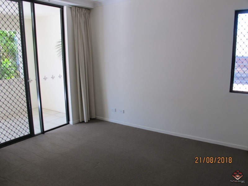 W25/6-24 Henry Street, West End QLD 4810