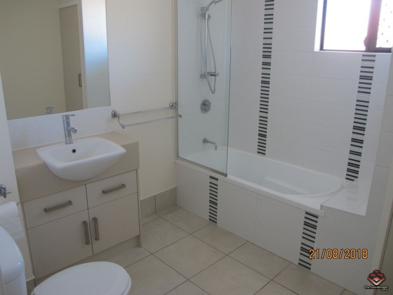 W25/6-24 Henry Street, West End QLD 4810