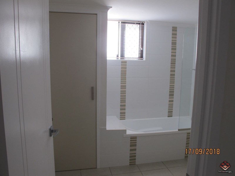 W25/6-24 Henry Street, West End QLD 4810