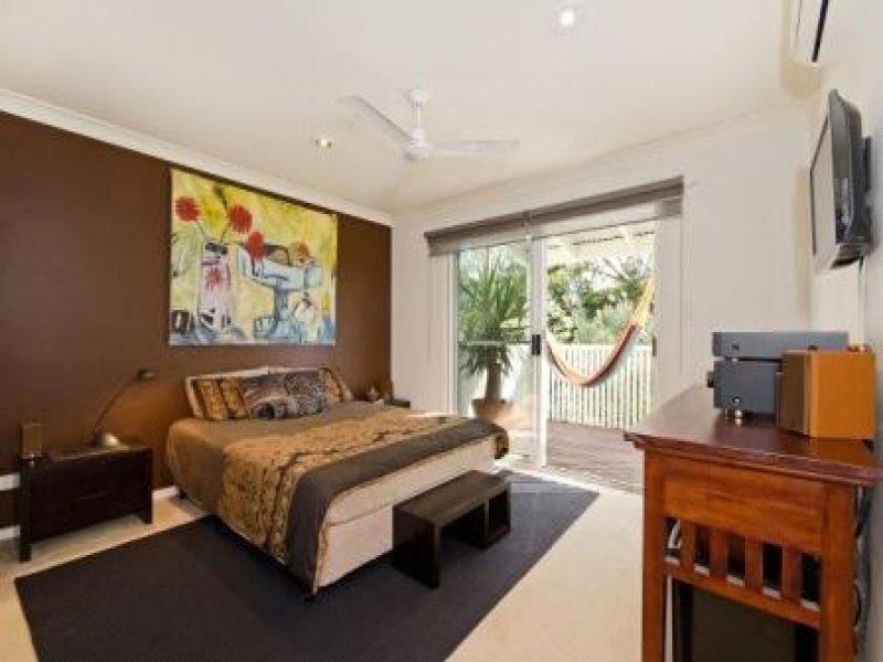 206 D`ARCY ROAD, Norman Park QLD 4170