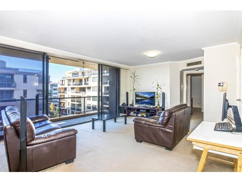 160/8-12 Thomas Street, Waitara NSW 2077