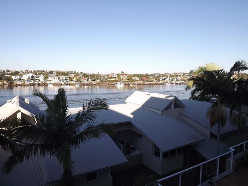 135 Macquarie Street, Teneriffe QLD 4005