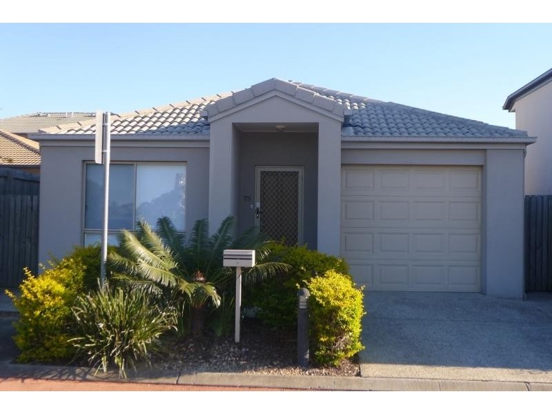 75 Johnston Street, Carina QLD 4152