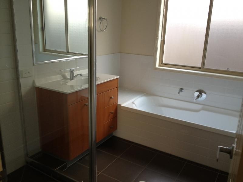 75 Johnston Street, Carina QLD 4152