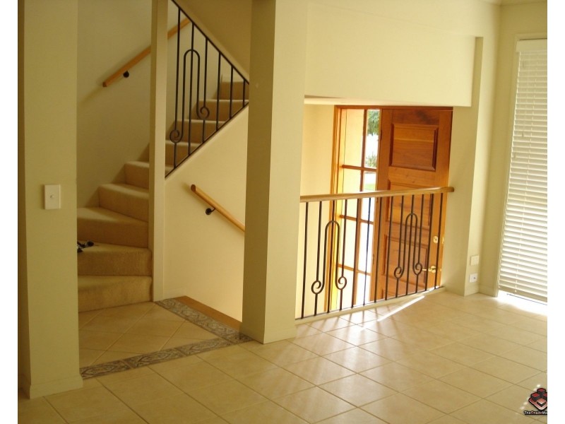 ID:3828038/20 Fairway Drive, Clear Island Waters QLD 4226