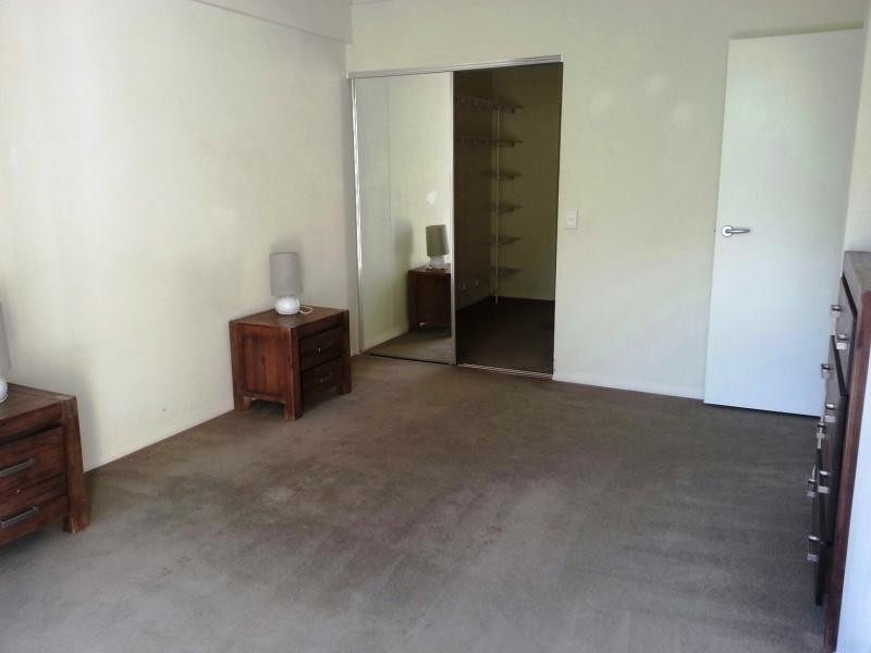 54/251 Varsity pde, Varsity Lakes QLD 4227