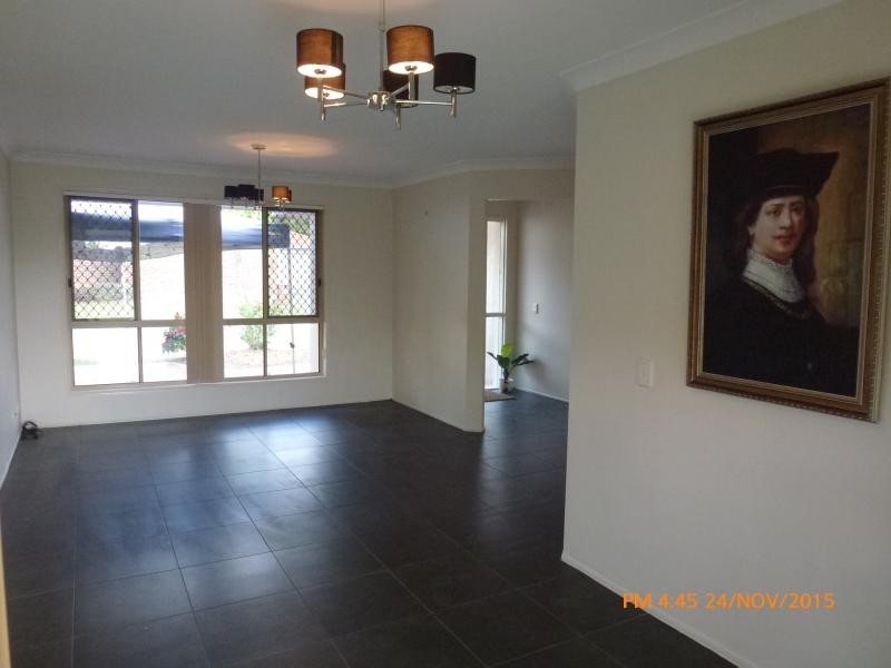 8 Nolan Place, Calamvale QLD 4116