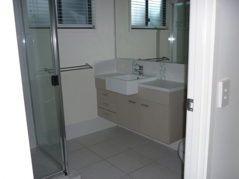 12/4 Grand Parade, Parrearra QLD 4575