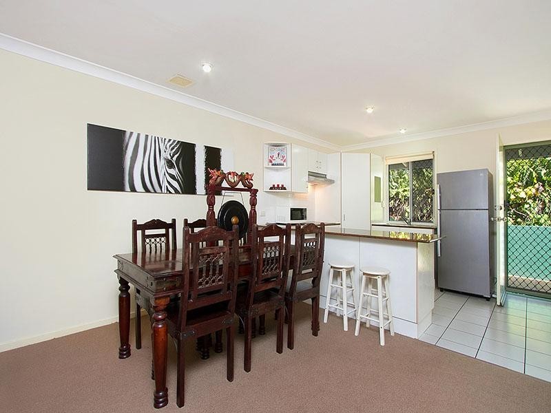 V218/35 MIAWELA STREET, Norman Park QLD 4170