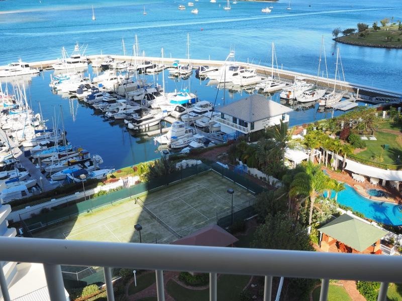 34/7 Oatland Esplanade, Runaway Bay QLD 4216