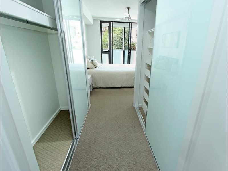 20/68 Benson Street, Toowong QLD 4066