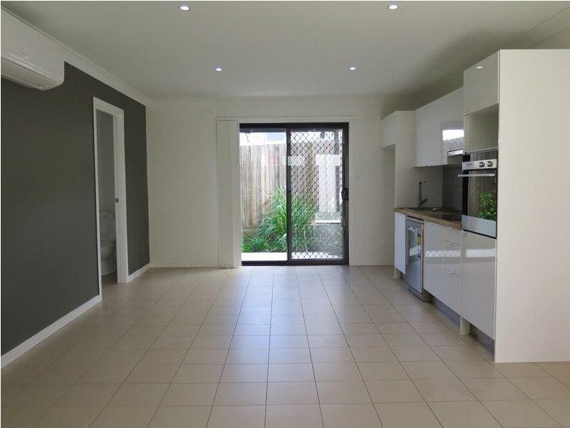 6 / 4 Ebury, Acacia Ridge QLD 4110