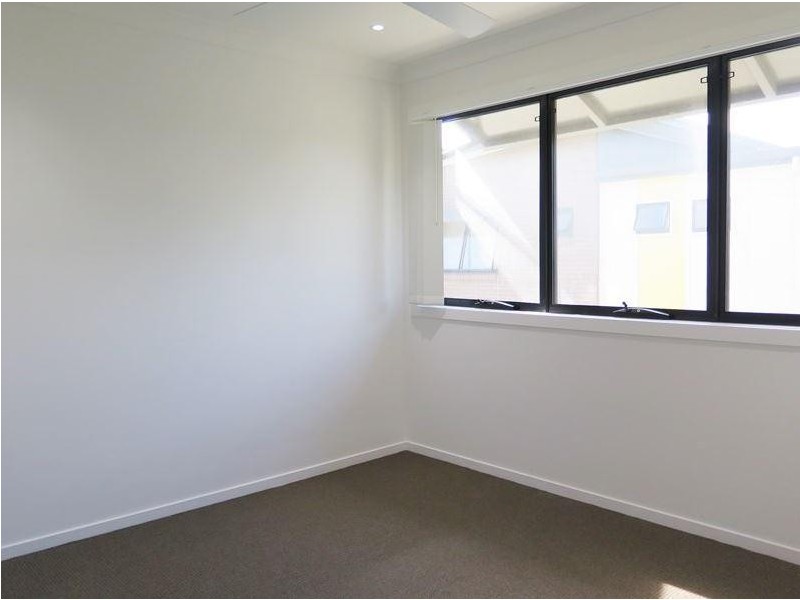 6 / 4 Ebury, Acacia Ridge QLD 4110