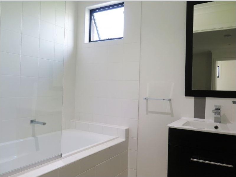 6 / 4 Ebury, Acacia Ridge QLD 4110