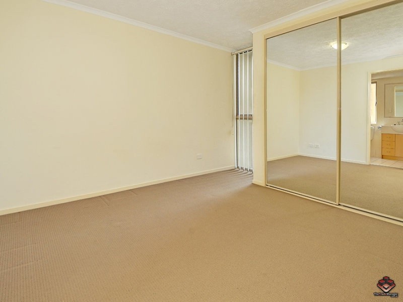 18 Mascar St, Upper Mount Gravatt QLD 4122