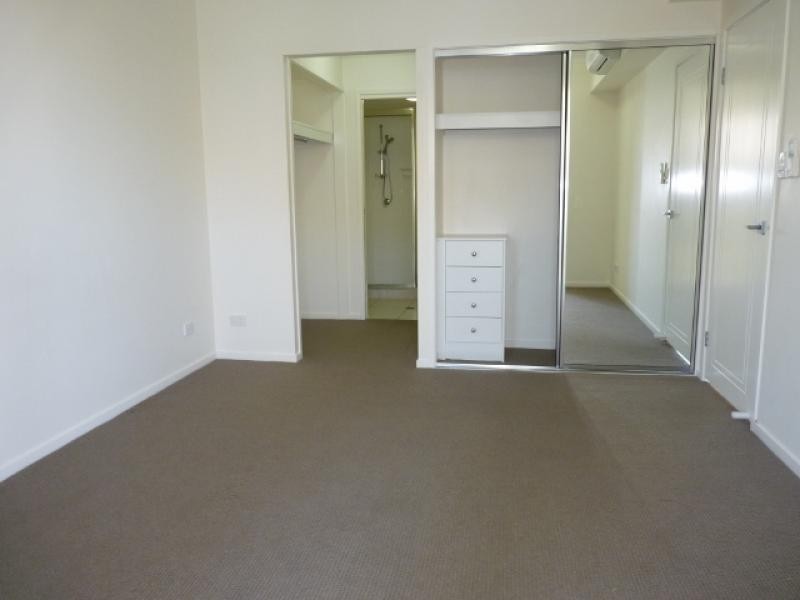 /6-24 Henry Street, West End QLD 4810