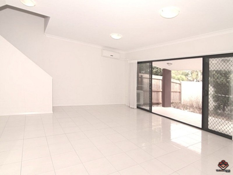 2TH / 35 Hamilton Road, Moorooka QLD 4105