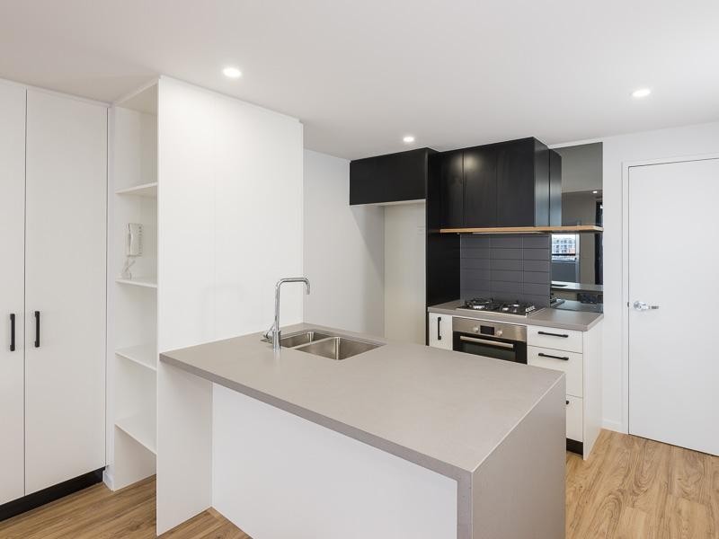 16 Masters Street, Newstead QLD 4006