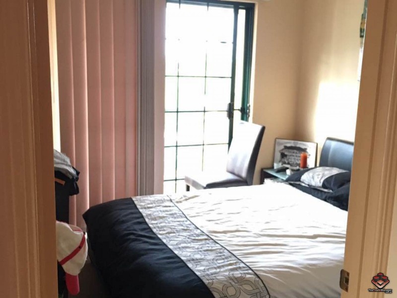 152 HIGH STREET, Southport QLD 4215