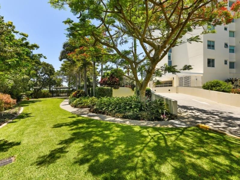 326 Marine Parade, Labrador QLD 4215
