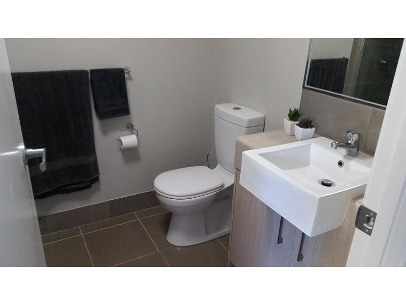 27 / 10 Crayfish street, Mountain Creek QLD 4557