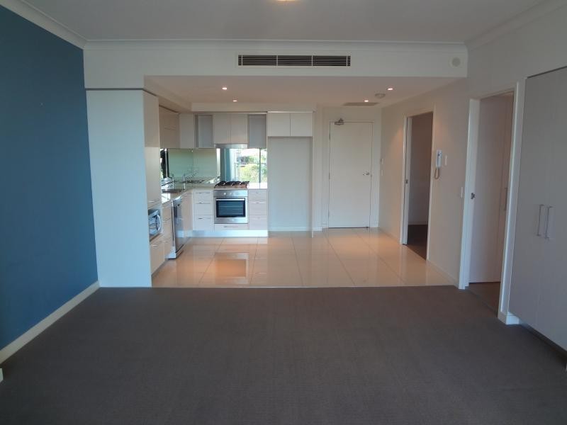 430 Marine Parade, Biggera Waters QLD 4216