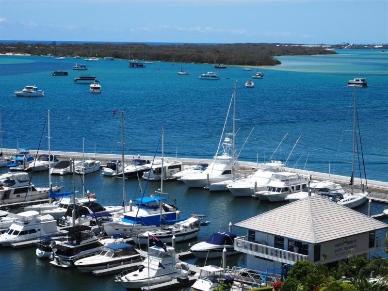 7/28 Oatland Esplanade, Runaway Bay QLD 4216