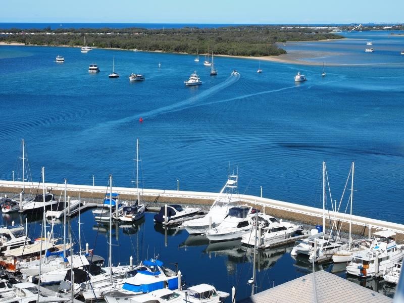 39/7 Oatland Esplanade, Runaway Bay QLD 4216