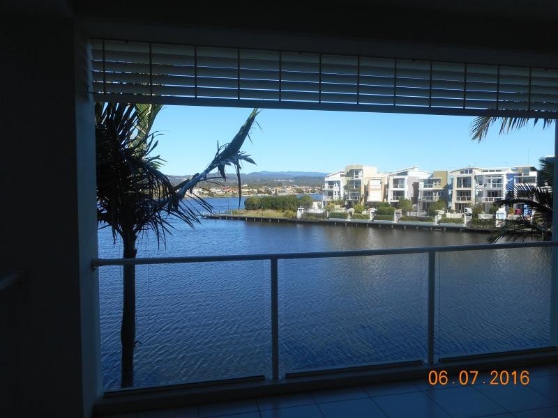 36/251 Varsity pde, Varsity Lakes QLD 4227