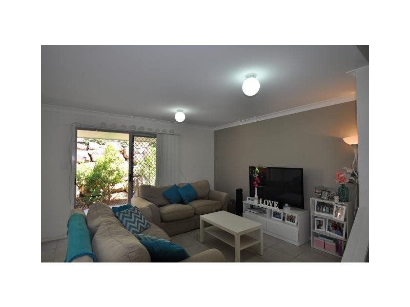 130 Jutland Street, Oxley QLD 4075