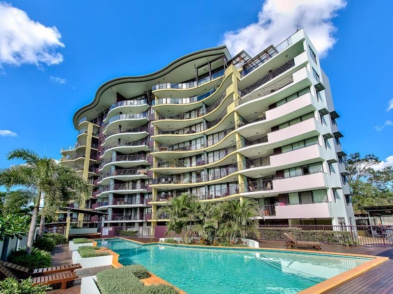 8 Land Street, Toowong QLD 4066