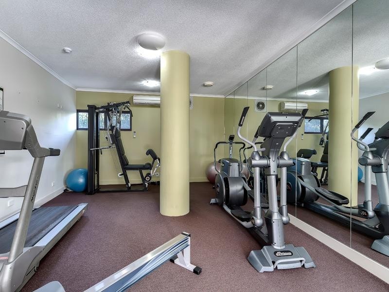 8 Land Street, Toowong QLD 4066
