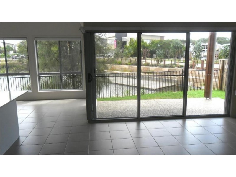 3 Keelson Crescent, Hope Island QLD 4212