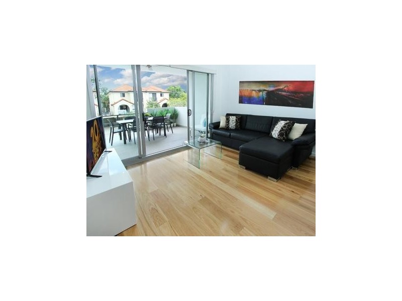 16/2 Laurence Street, St Lucia QLD 4067