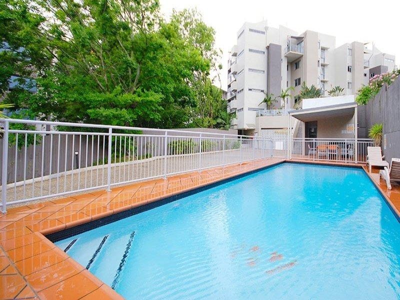 12/36 Holland Street, Toowong QLD 4066