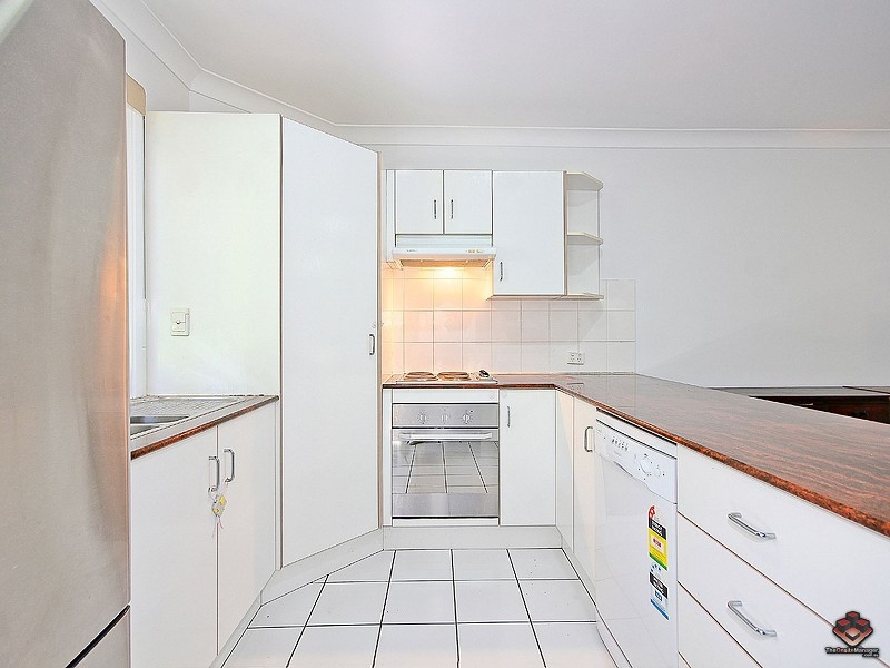Unit 25 206 DArcy Road, Norman Park QLD 4170